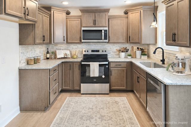 864 Burley Barn Rd, Clarksville, TN 37042