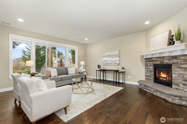 20326 126th Avenue NE, Bothell, WA 98011