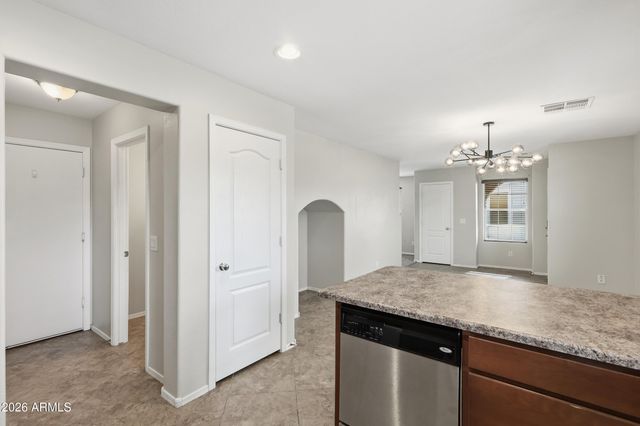 1853 S BALBOA Drive, Gilbert, AZ 85295