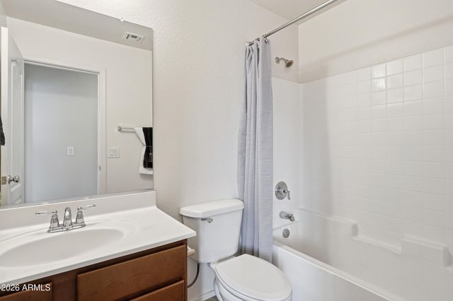 1853 S BALBOA Drive, Gilbert, AZ 85295