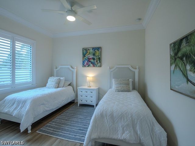 631 100th AVE N, Naples, FL 34108
