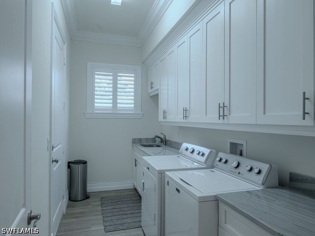 631 100th AVE N, Naples, FL 34108
