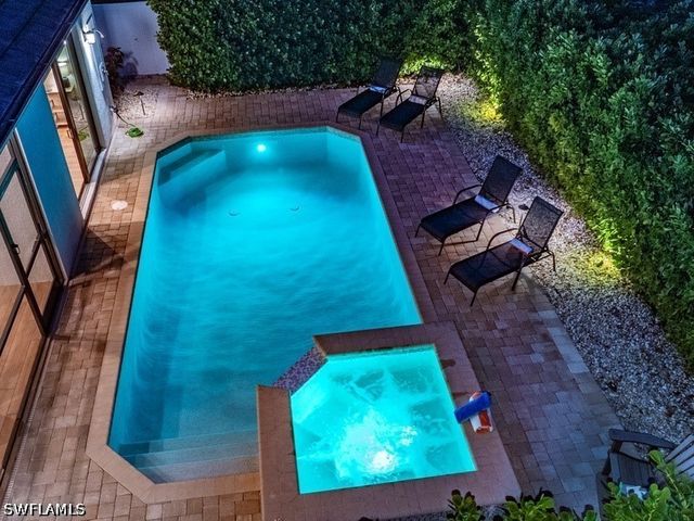 631 100th AVE N, Naples, FL 34108