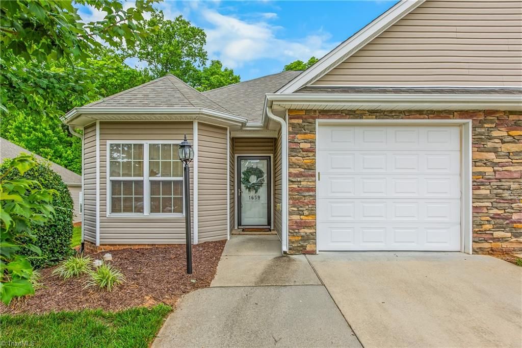 1659 Grand Springs Drive, Winston-salem, NC 27127