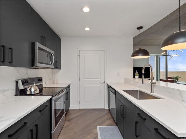 155 S COURT AVENUE 1001, Orlando, FL 32801