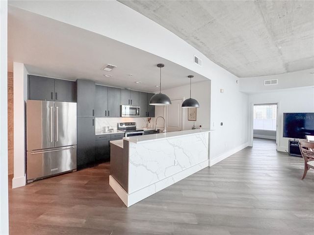 155 S COURT AVENUE 1001, Orlando, FL 32801