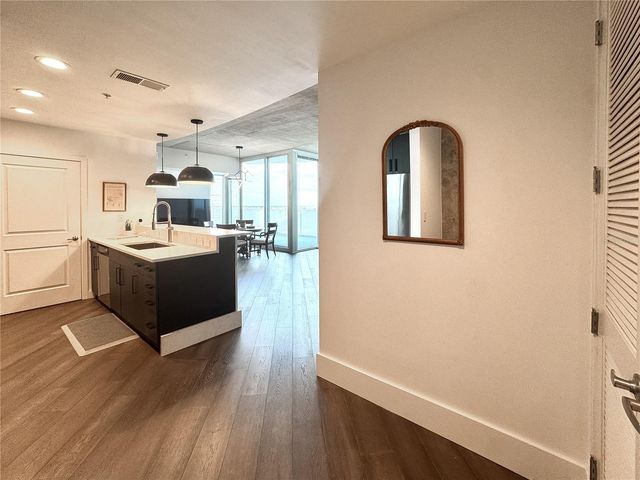 155 S COURT AVENUE 1001, Orlando, FL 32801