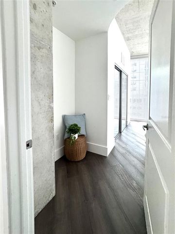 155 S COURT AVENUE 1001, Orlando, FL 32801