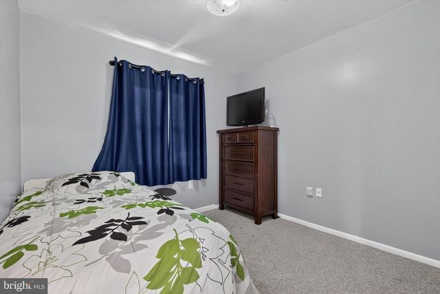 303 KAY RD, Mechanicsburg, PA 17050