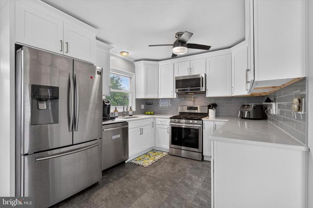 303 KAY RD, Mechanicsburg, PA 17050