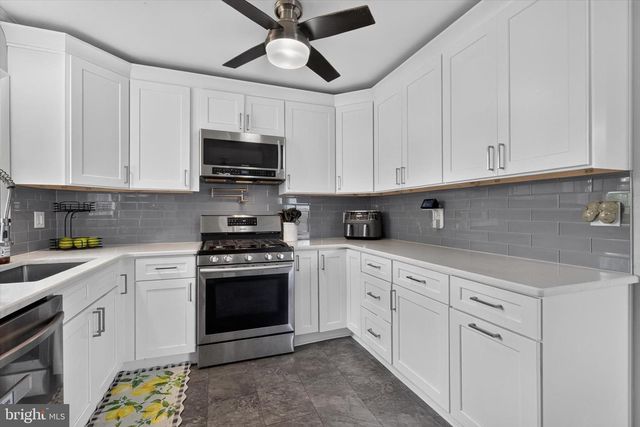 303 KAY RD, Mechanicsburg, PA 17050
