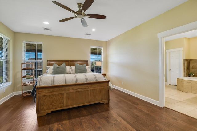 212 Christine LN, Liberty Hill, TX 78642