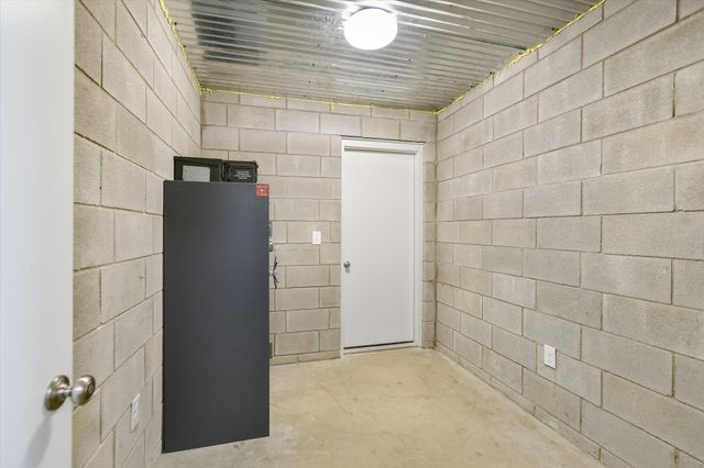 212 Christine LN, Liberty Hill, TX 78642