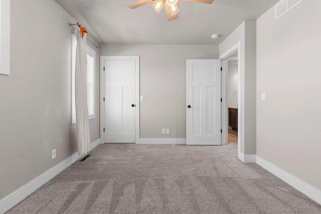 5485 N AMETHYST DRIVE, Appleton, WI 54913