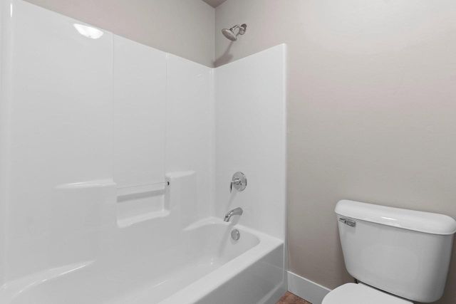 5485 N AMETHYST DRIVE, Appleton, WI 54913