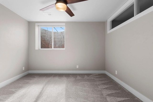 5485 N AMETHYST DRIVE, Appleton, WI 54913
