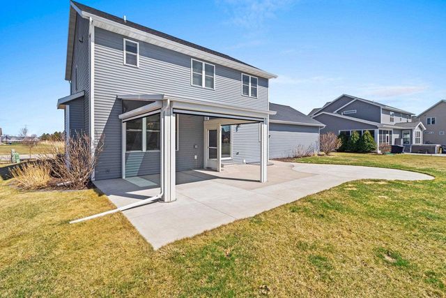 5485 N AMETHYST DRIVE, Appleton, WI 54913
