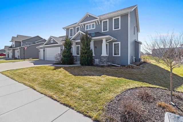 5485 N AMETHYST DRIVE, Appleton, WI 54913