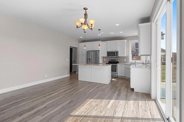 5485 N AMETHYST DRIVE, Appleton, WI 54913