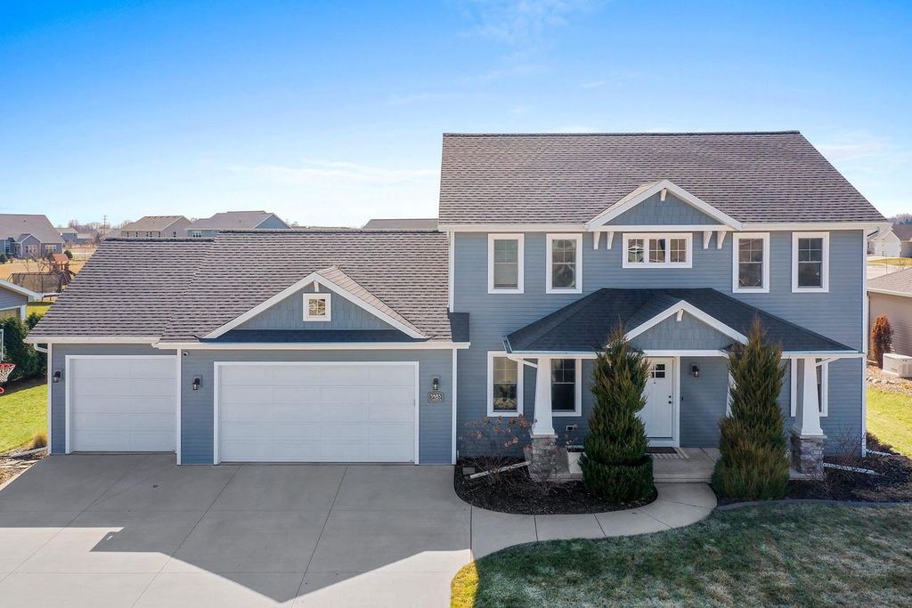 5485 N AMETHYST DRIVE, Appleton, WI 54913