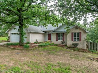 1403 Hidden Valley Street, Van Buren, AR 72956