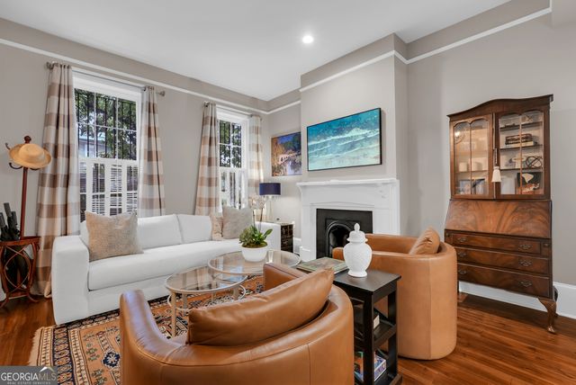 216 W Gaston Street, Savannah, GA 31401