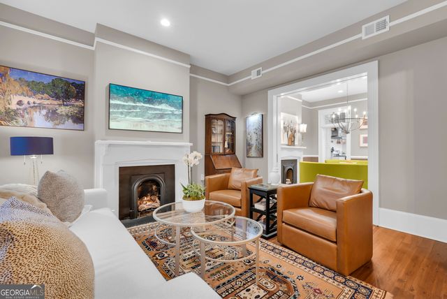 216 W Gaston Street, Savannah, GA 31401