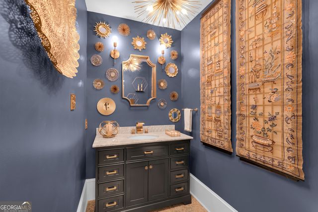 216 W Gaston Street, Savannah, GA 31401