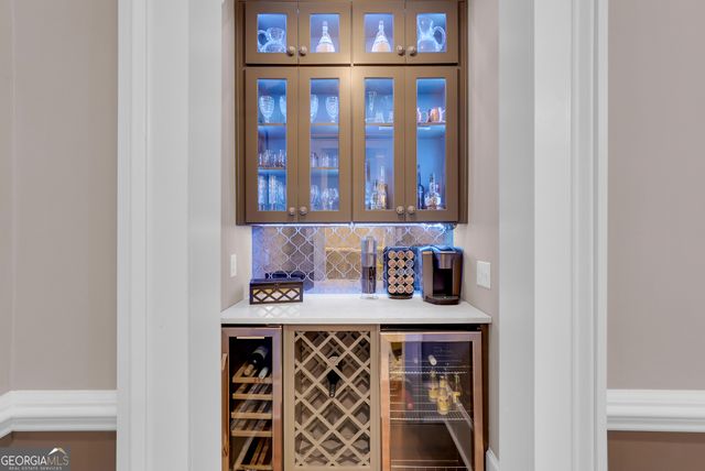 216 W Gaston Street, Savannah, GA 31401