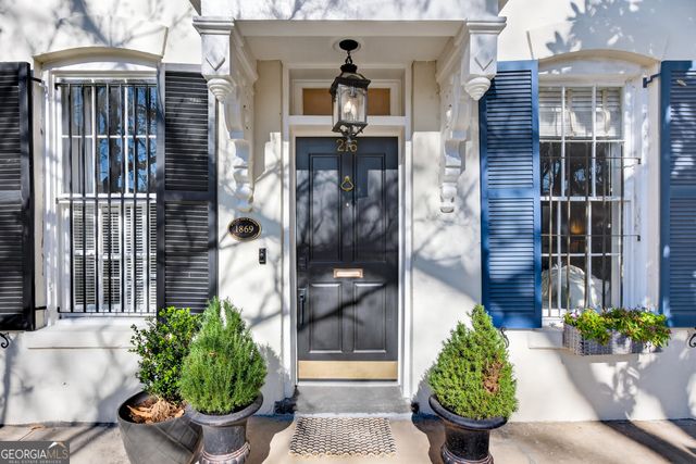 216 W Gaston Street, Savannah, GA 31401