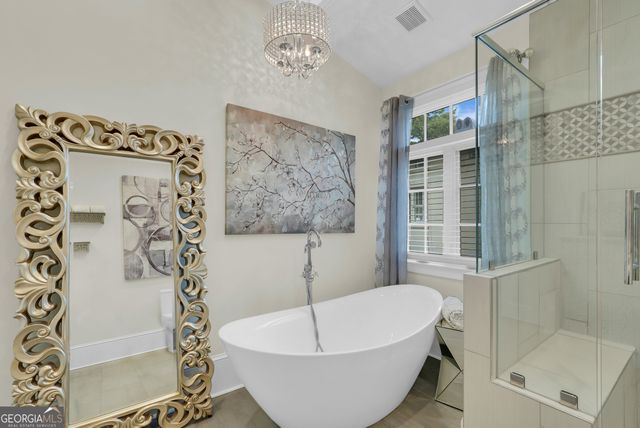 216 W Gaston Street, Savannah, GA 31401