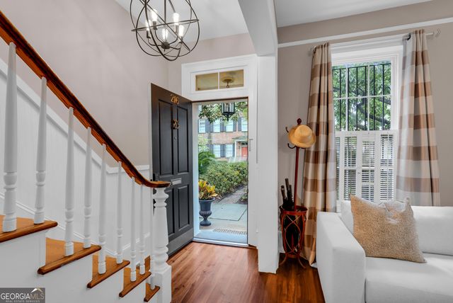 216 W Gaston Street, Savannah, GA 31401