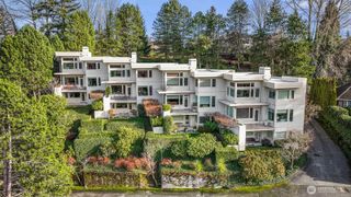 3308 81st Place SE #C, Mercer Island, WA 98040