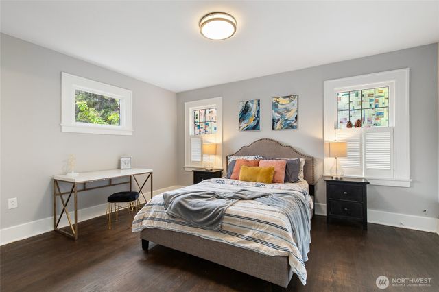 10124 3rd Avenue NW, Seattle, WA 98177