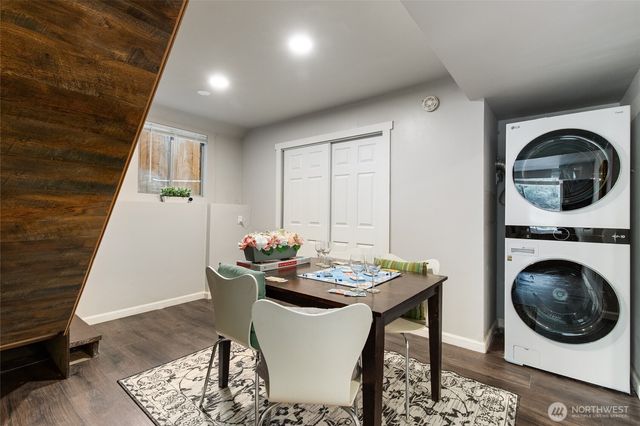 10124 3rd Avenue NW, Seattle, WA 98177