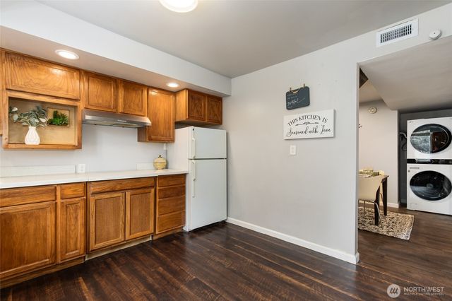 10124 3rd Avenue NW, Seattle, WA 98177