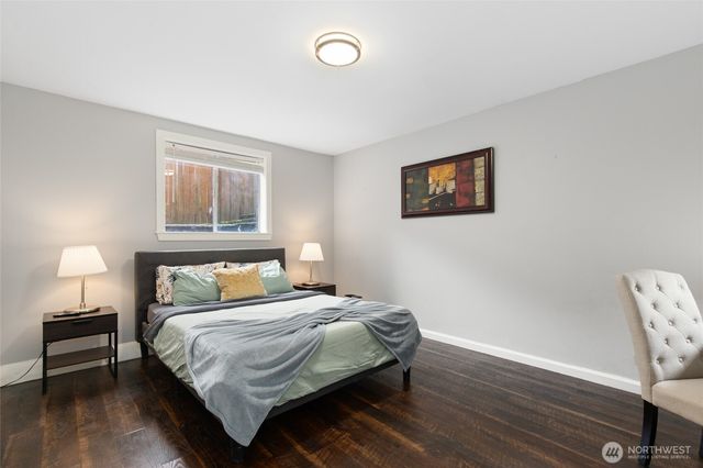 10124 3rd Avenue NW, Seattle, WA 98177