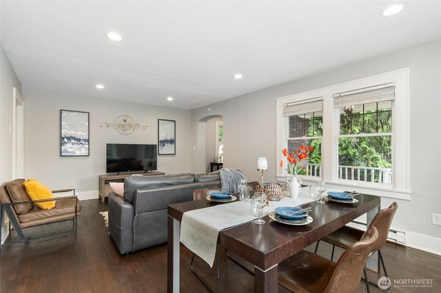 10124 3rd Avenue NW, Seattle, WA 98177