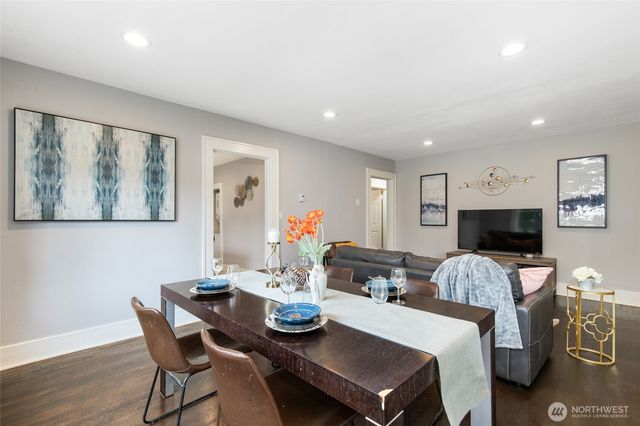 10124 3rd Avenue NW, Seattle, WA 98177
