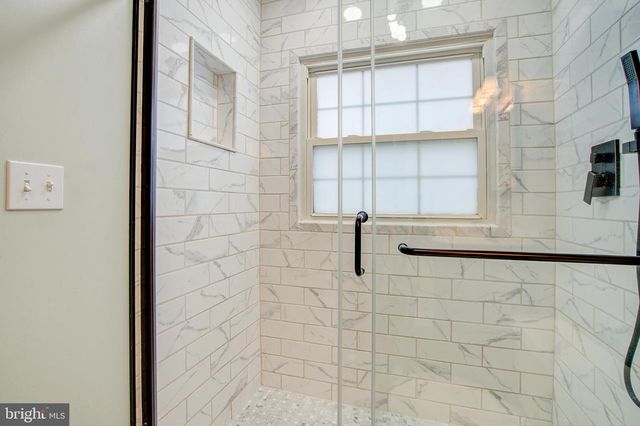 9005 TAMMY RD, Baltimore, MD 21236