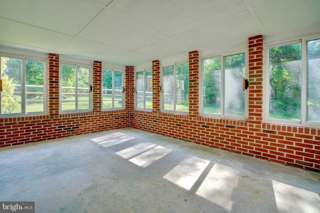 9005 TAMMY RD, Baltimore, MD 21236