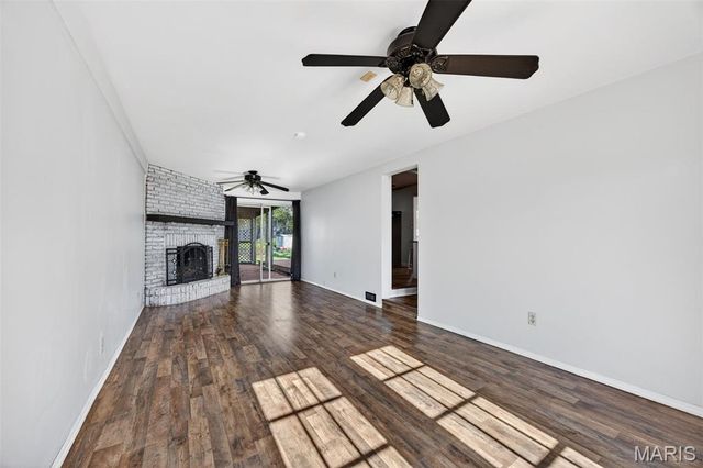 12030 Bennington Place, Maryland Heights, MO 63043