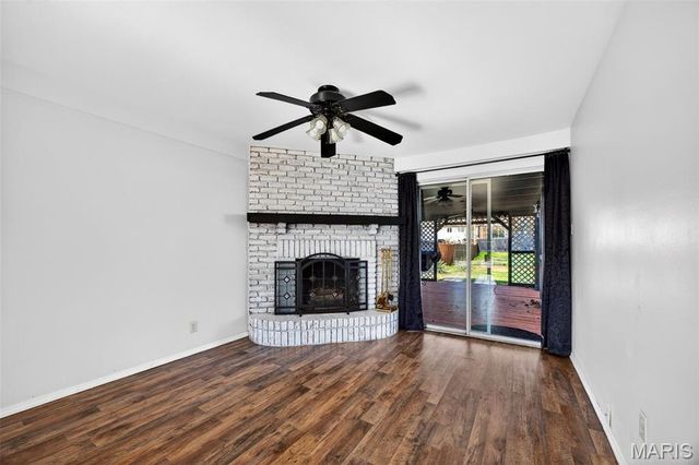 12030 Bennington Place, Maryland Heights, MO 63043