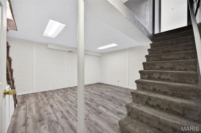 12030 Bennington Place, Maryland Heights, MO 63043