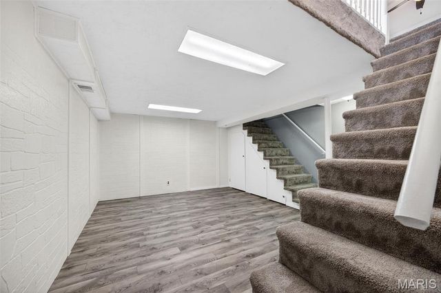 12030 Bennington Place, Maryland Heights, MO 63043