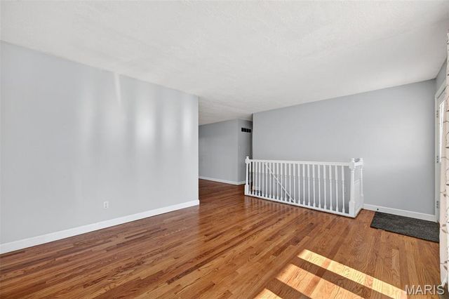 12030 Bennington Place, Maryland Heights, MO 63043