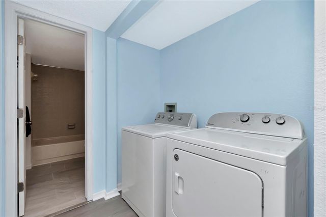 6817 STONES THROW CIRCLE N 17203, St Petersburg, FL 33710