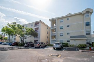 6817 STONES THROW CIRCLE N 17203, St Petersburg, FL 33710