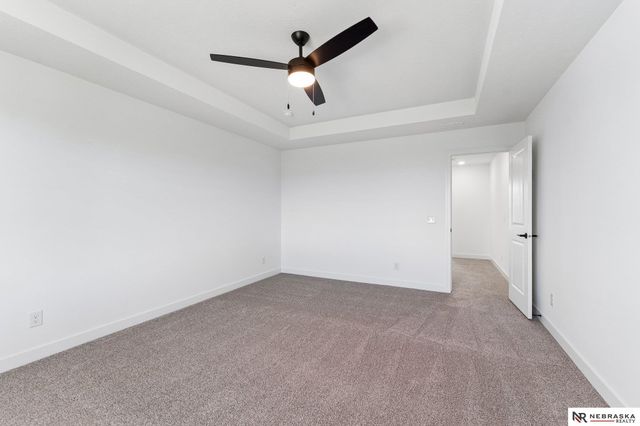 11114 Portage Drive, Papillion, NE 68046