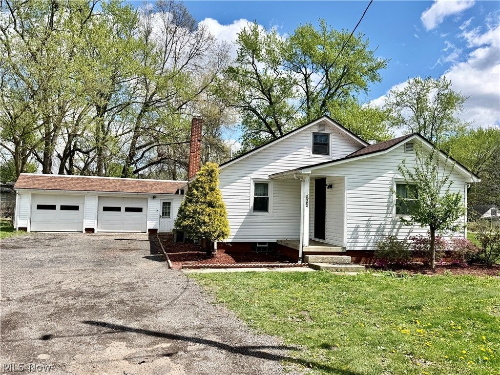 324 Bechtel Road, Leavittsburg, OH 44430
